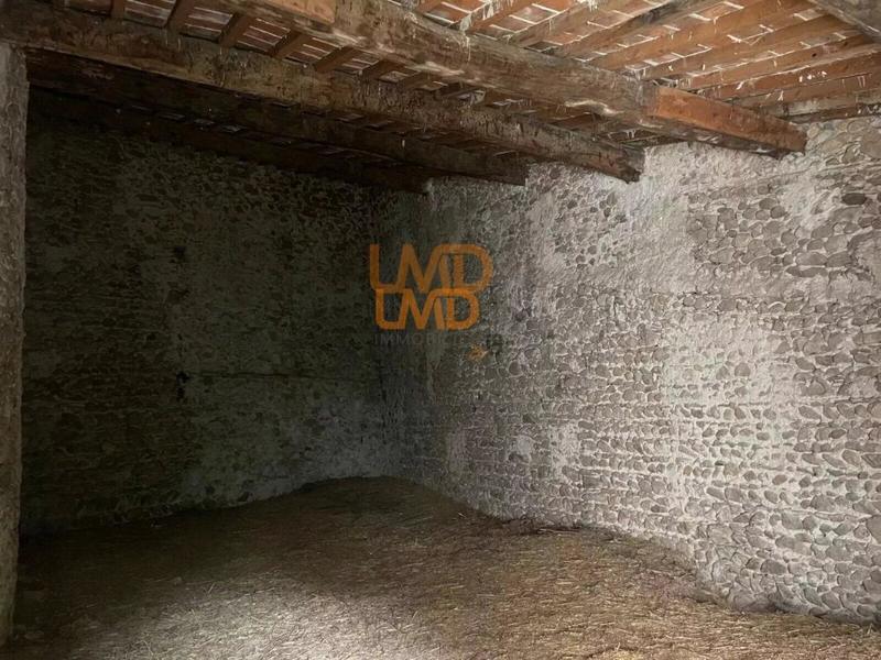 Maison - 140 m² - 2 pièces