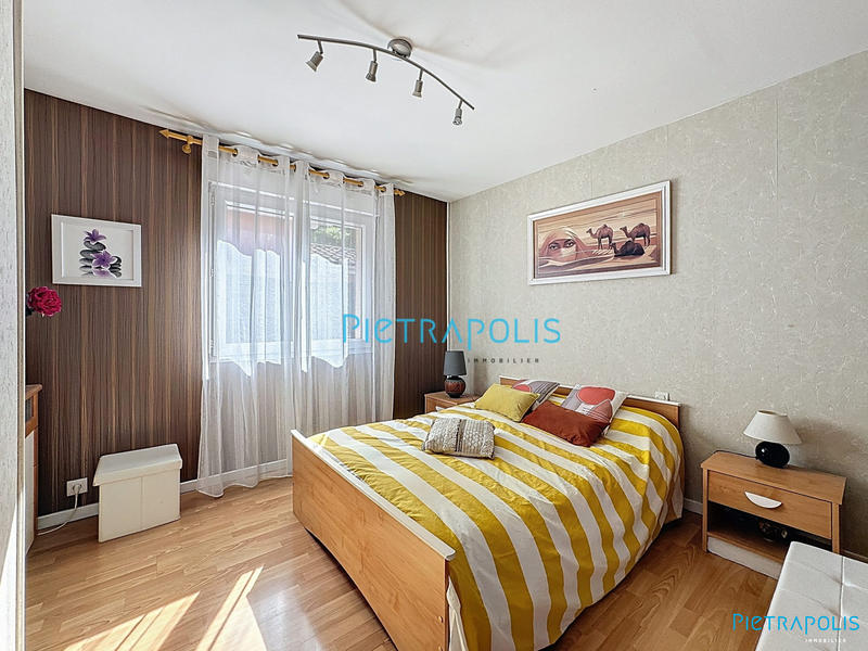 Maison - 161 m² - 7 pièces