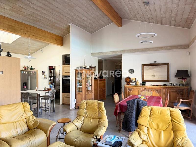 Maison - 143 m² - 4 pièces