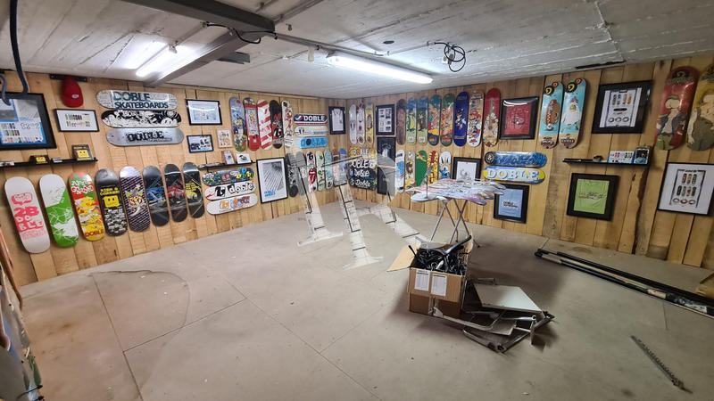 Fonds de commerce - Local commercial - 340 m²