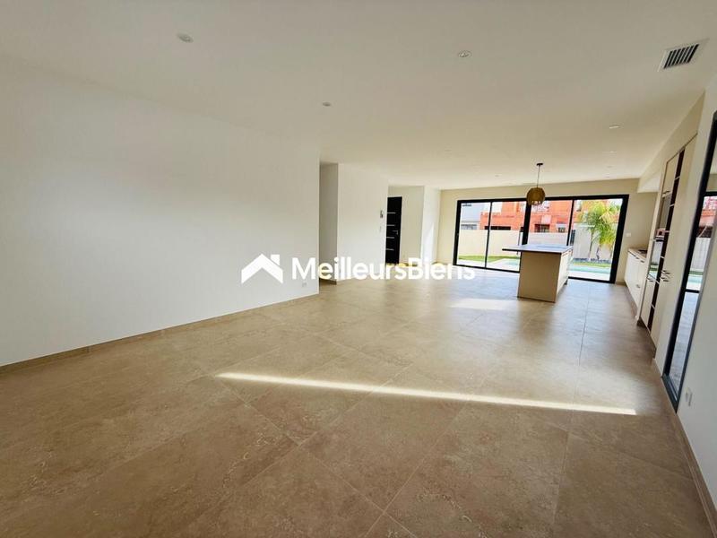 Villa - 130 m² - 5 pièces