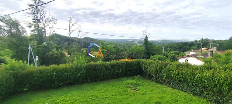 Maison - 147 m² - 8 pièces