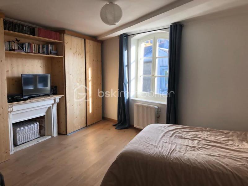 Appartement - 117 m² - 6 pièces