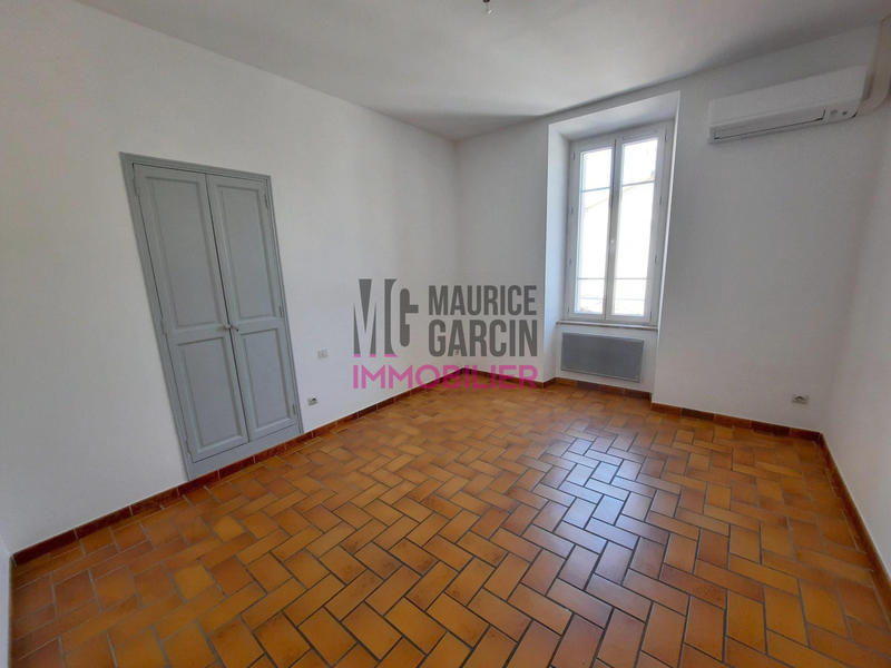 Appartement - 98 m² - 4 pièces