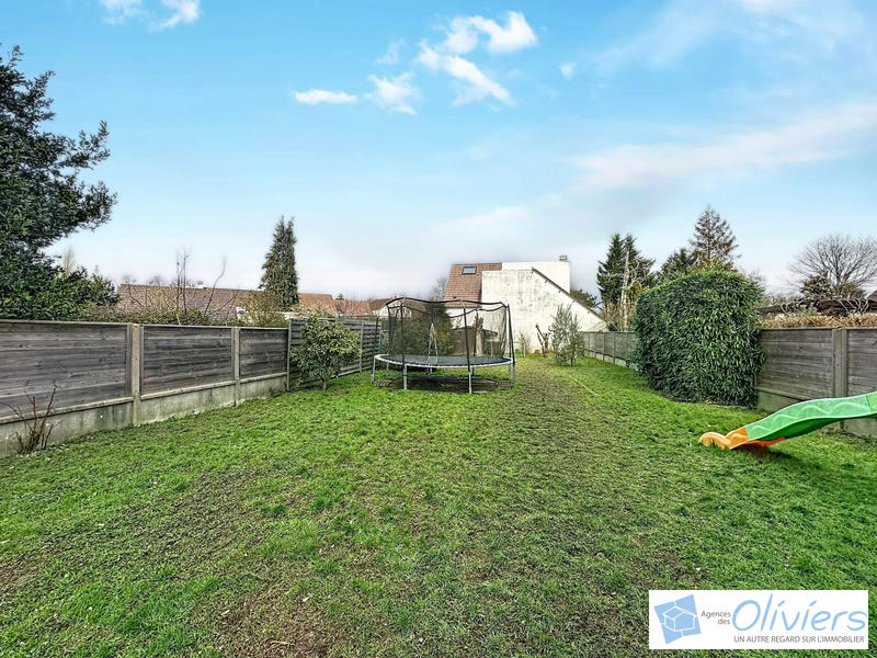 Maison traditionnelle - 140 m² - 6 pièces