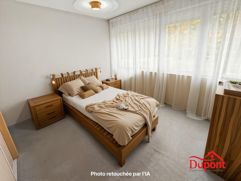 Appartement - 90 m² - 5 pièces