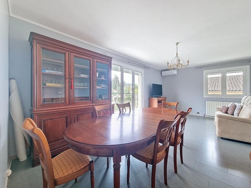 Maison - 145 m² - 8 pièces