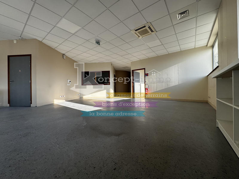 Bureau - 290 m²