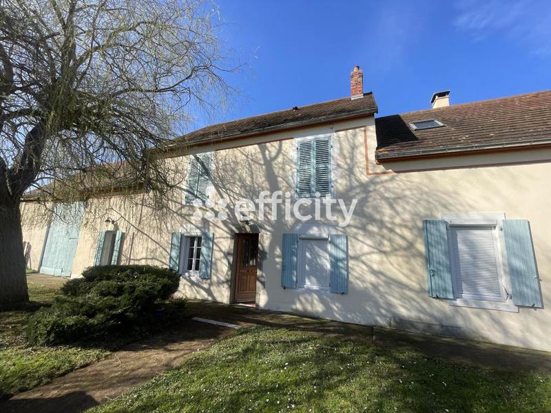 Maison - 215 m² - 6 pièces