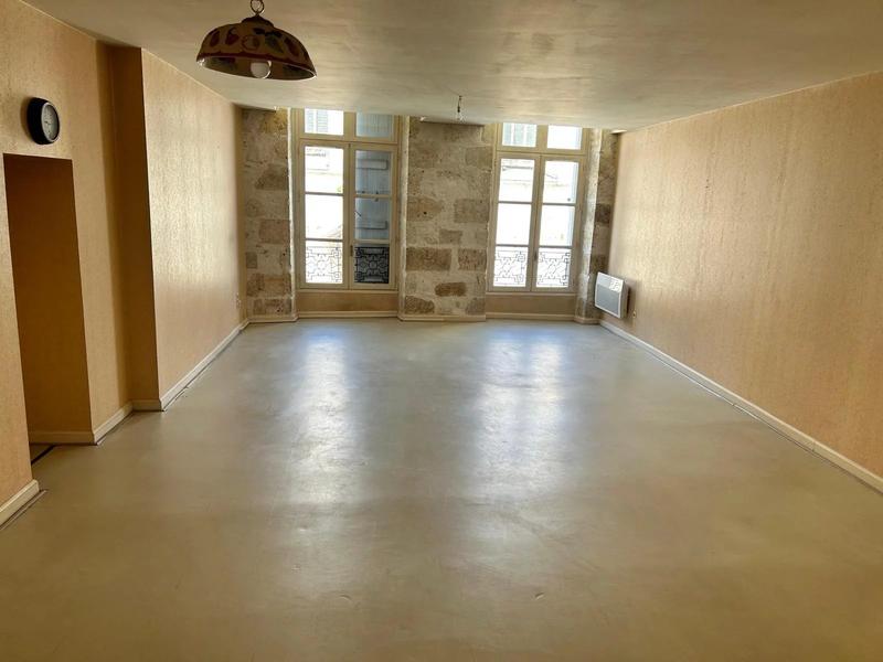 Appartement - 116 m² - 3 pièces