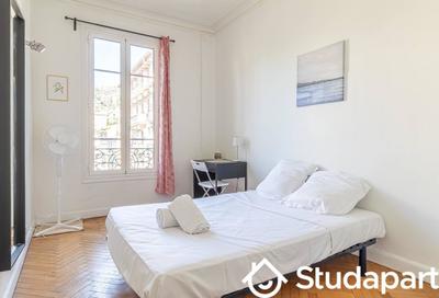Chambre - 11 m² - 1 pièce