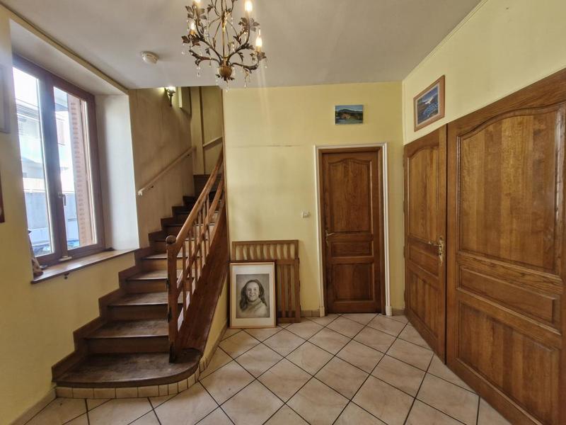 Maison ancienne - 225 m² - 7 pièces