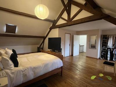 Maison - 206 m² - 10 pièces