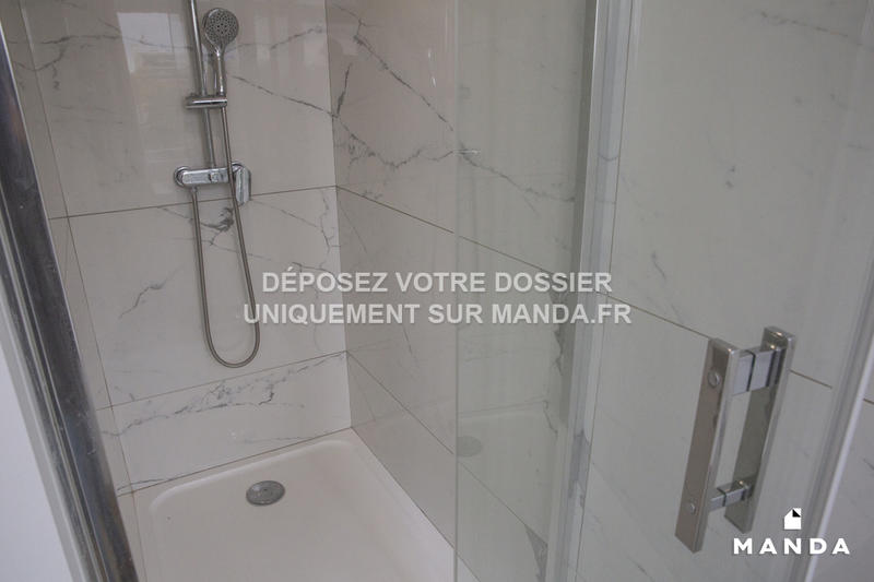 Chambre - 10 m² - 4 pièces