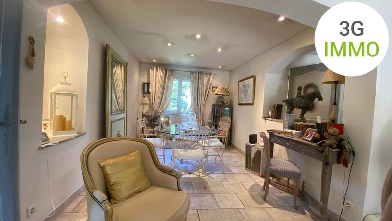 Maison traditionnelle - 95 m² - 4 pièces