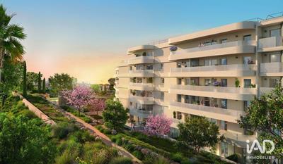 Appartement - 84 m² - 4 pièces