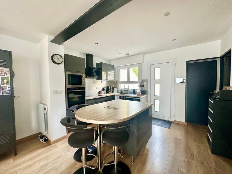 Appartement - 89 m² - 5 pièces