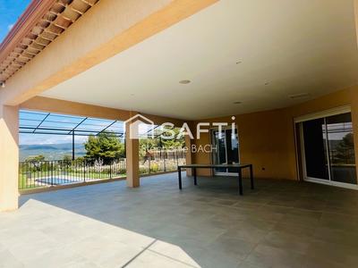 Maison - 150 m² - 5 pièces