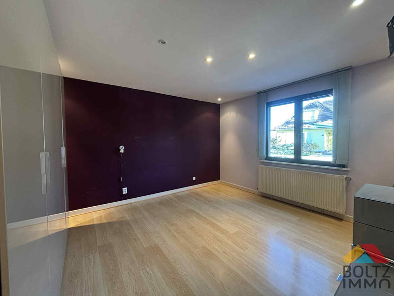 Maison - 121 m² - 5 pièces