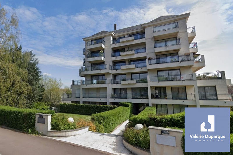 Appartement - 96 m² - 4 pièces