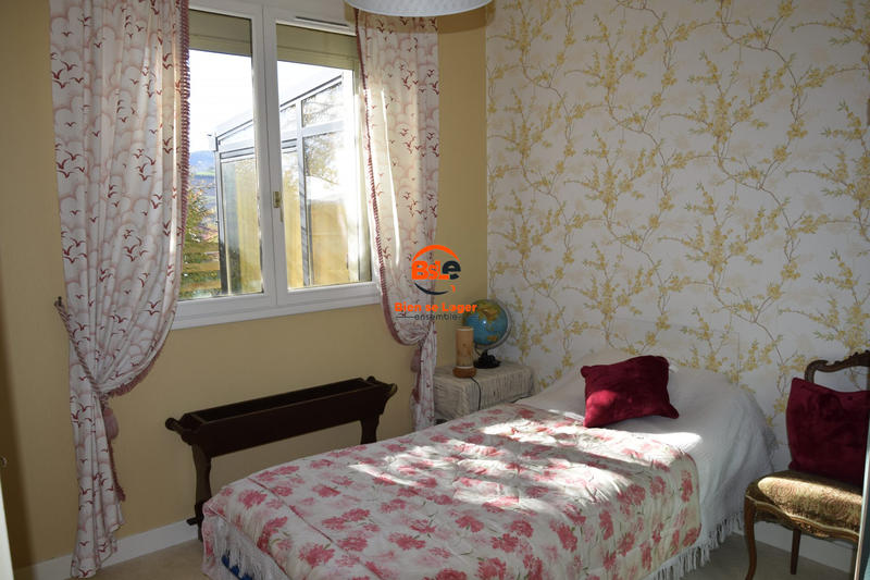 Maison - 98 m² - 4 pièces