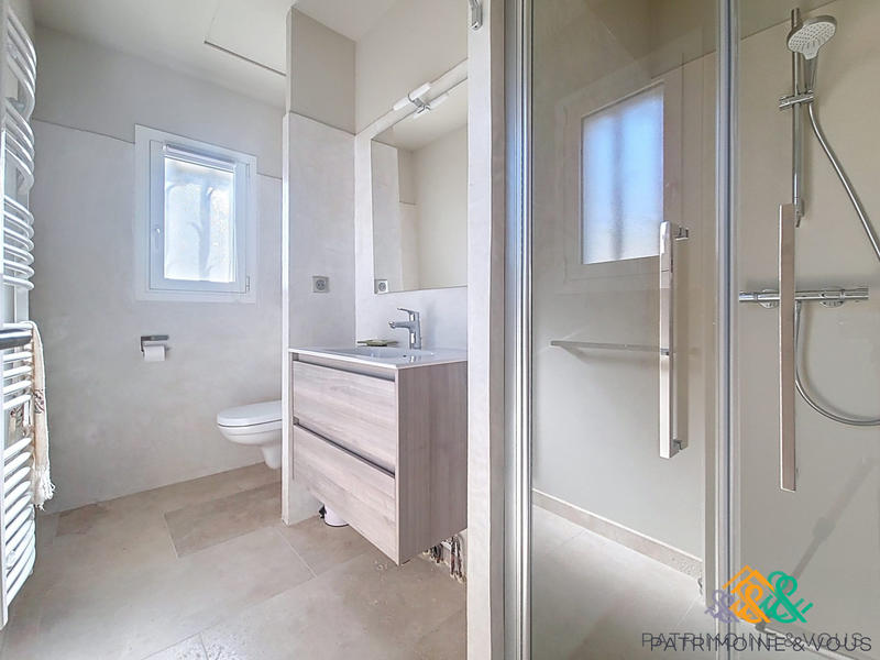 Maison - 187 m² - 5 pièces