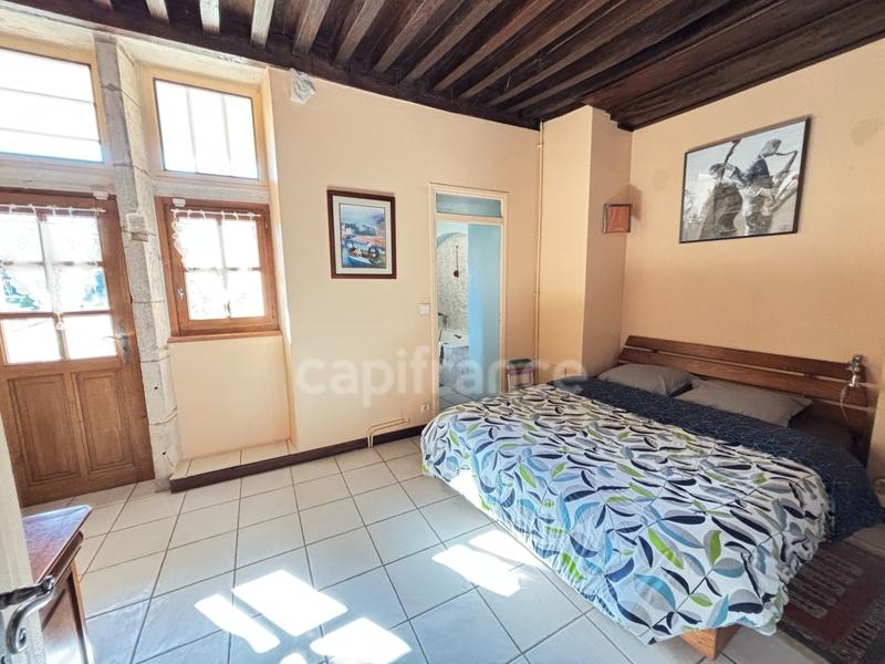 Maison - 304 m² - 10 pièces