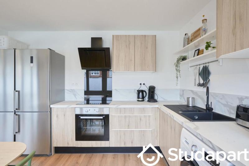 Chambre - 11 m² - 1 pièce