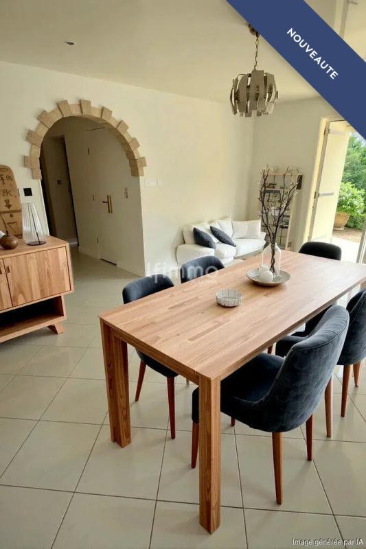 Maison - 65 m² - 4 pièces