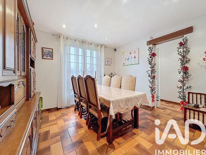 Maison - 123 m² - 6 pièces