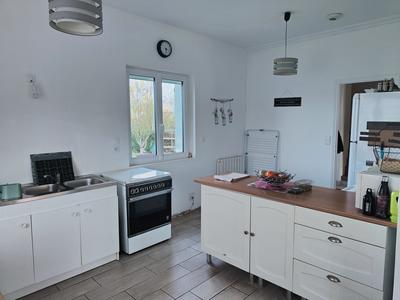 Maison - 187 m² - 8 pièces