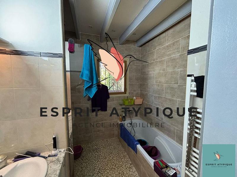 Maison traditionnelle - 159 m² - 8 pièces