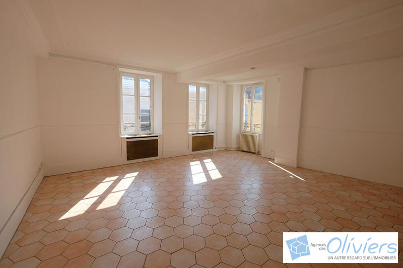 Appartement - 109 m² - 4 pièces