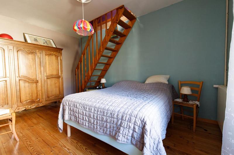 Maison - 177 m² - 9 pièces