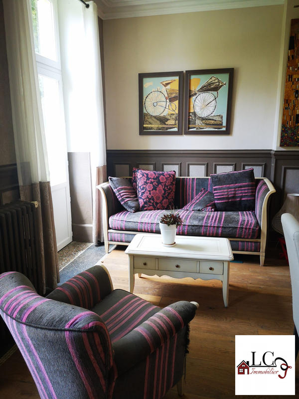 Manoir - 381 m² - 9 pièces