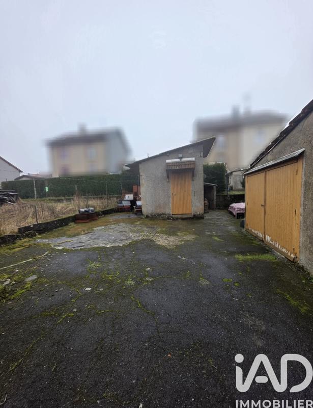 Maison - 90 m² - 4 pièces