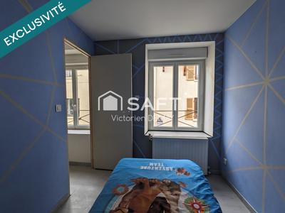 Maison - 94 m² - 5 pièces