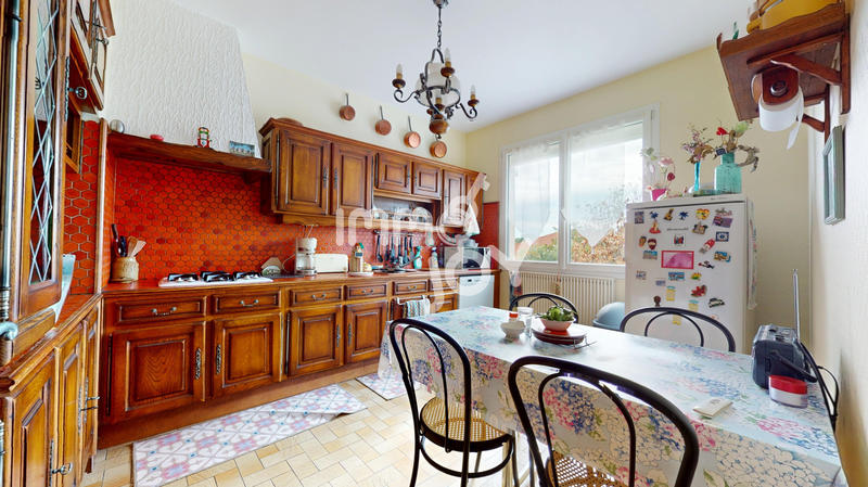 Maison - 164 m² - 6 pièces