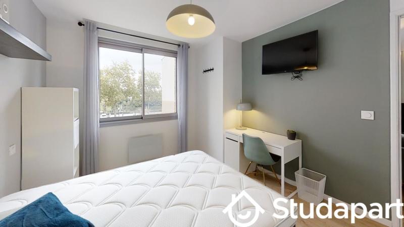 Chambre - 11 m² - 1 pièce