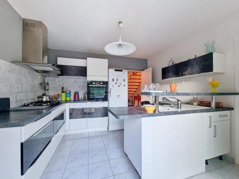 Propriété - 150 m² - 6 pièces