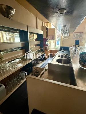 Local commercial - 240 m² - 10 pièces