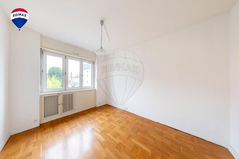 Appartement - 96 m² - 4 pièces