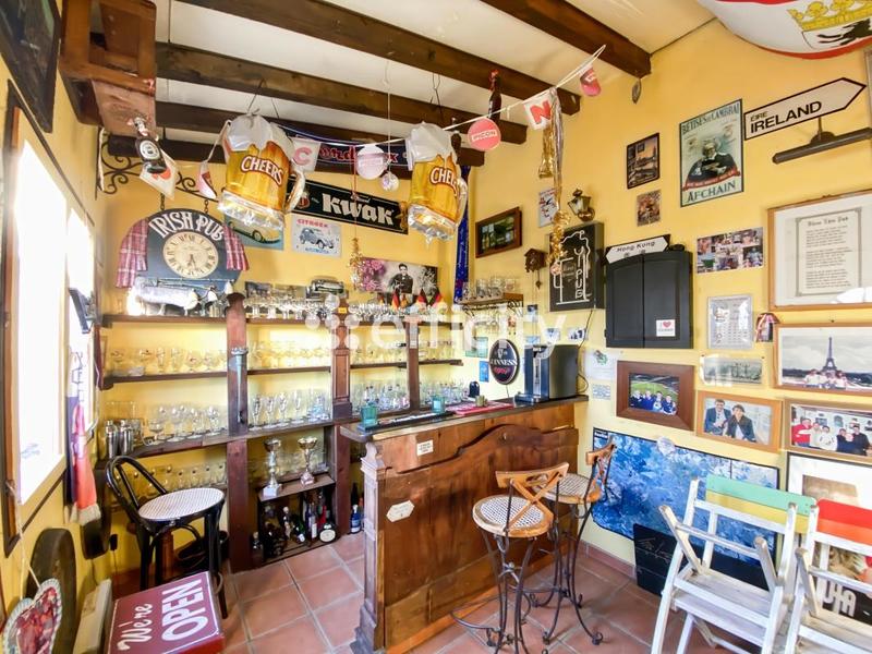 Maison - 140 m² - 5 pièces