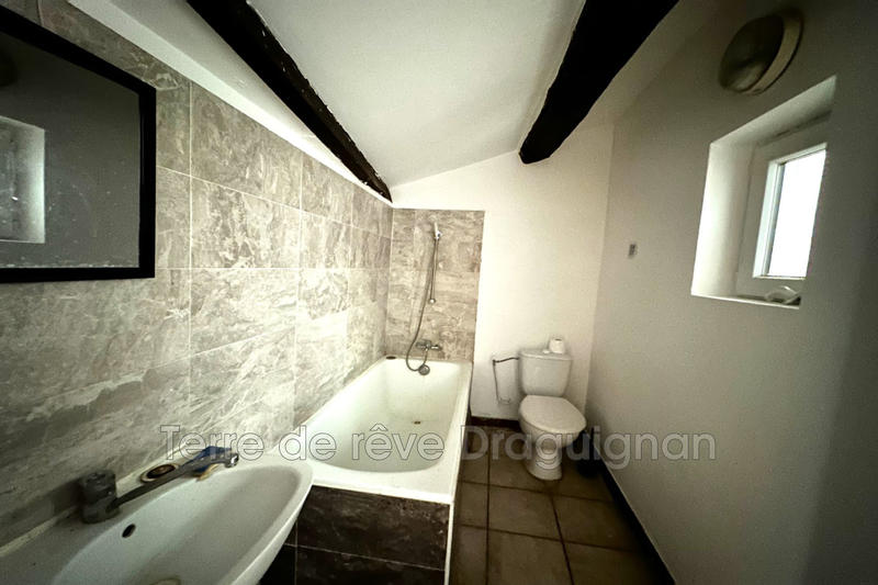 Appartement - 270 m² - 13 pièces