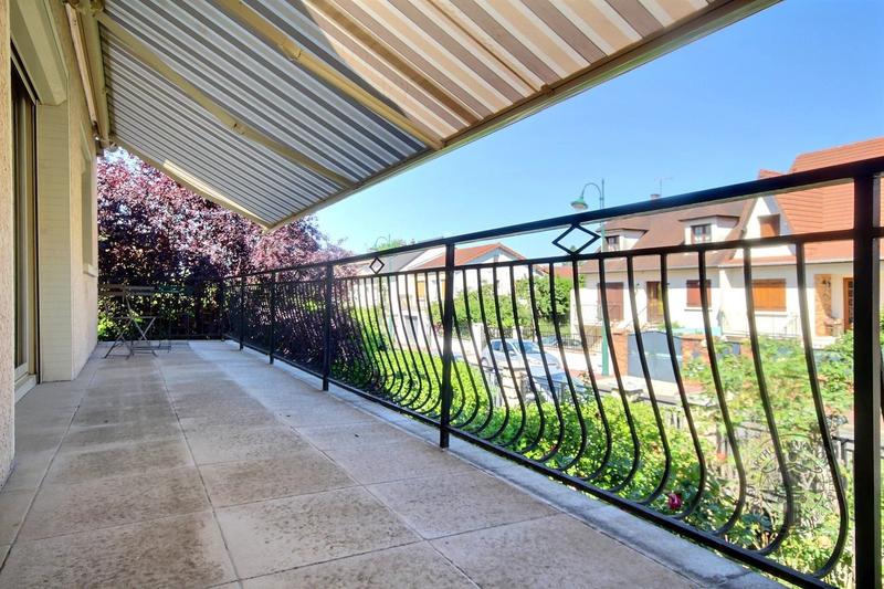 Maison - 170 m² - 8 pièces