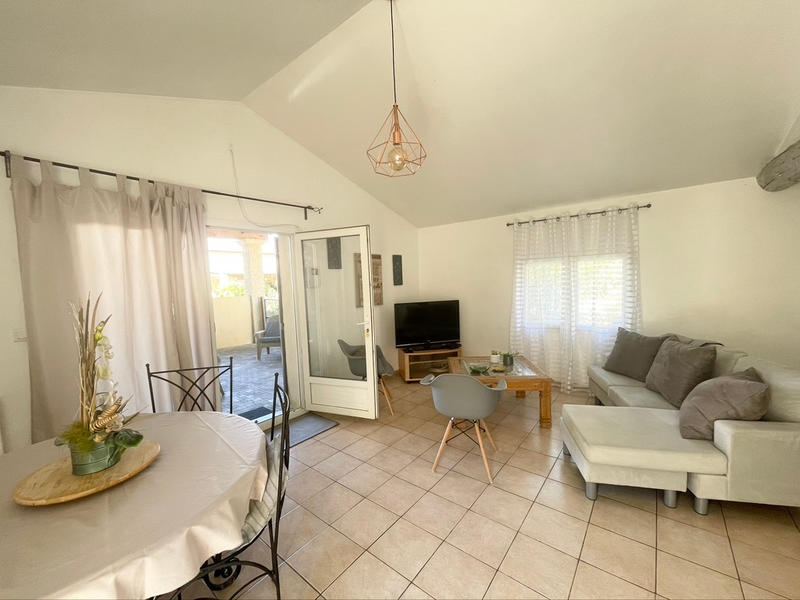 Maison - 218 m² - 8 pièces