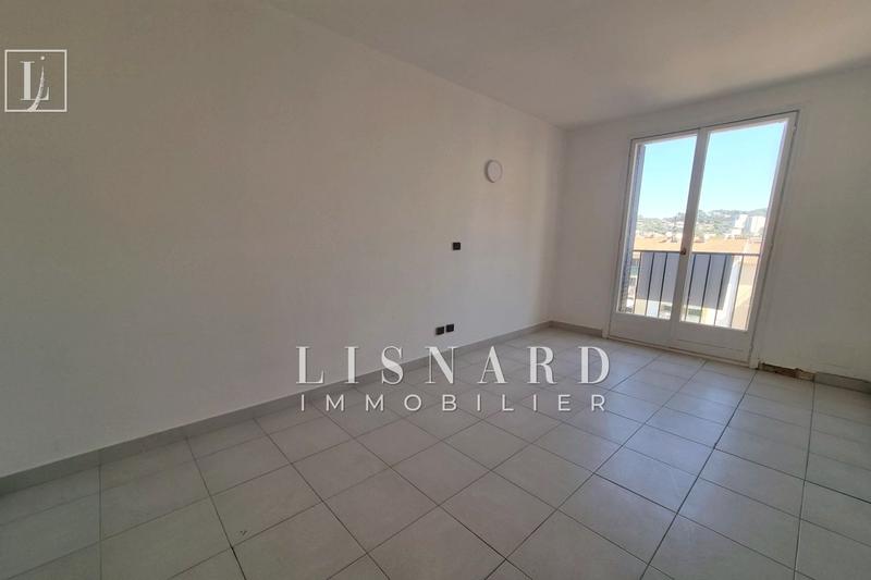 Appartement - 70 m² - 4 pièces