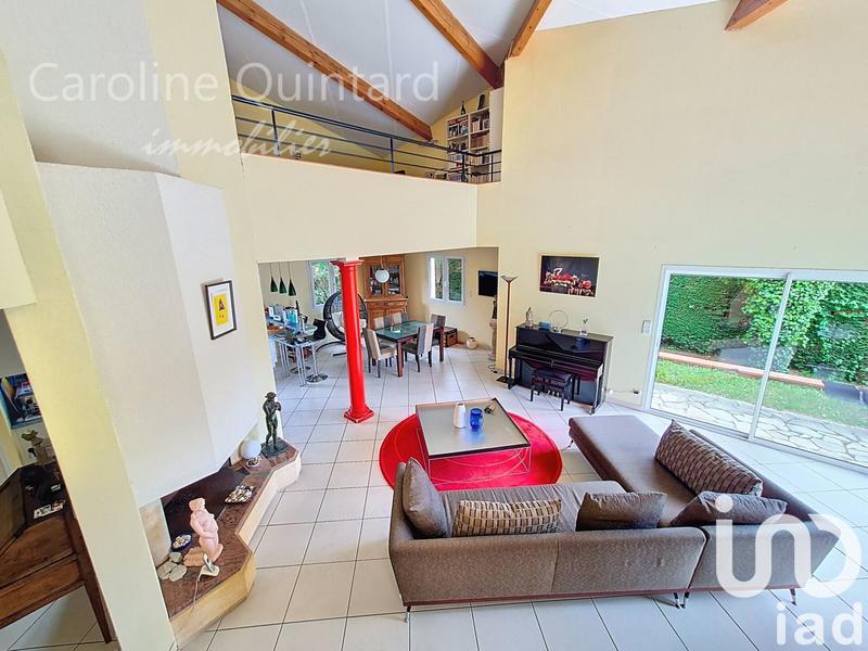 Maison - 196 m² - 6 pièces