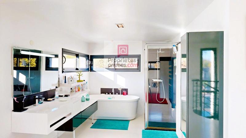 Maison - 138 m² - 4 pièces