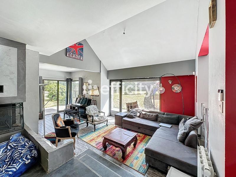 Villa - 180 m² - 7 pièces